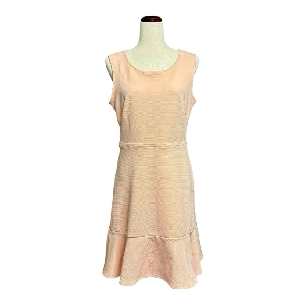 NWT White House Black Market Soft Blush Pink Dress Size 10 VV0924